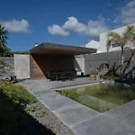 North Shore Hostal *